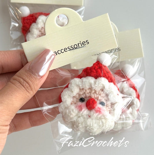 Crochet Christmas Pin
